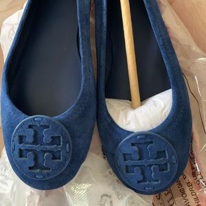 Tory Burch blue suede Minnie travel flat, new